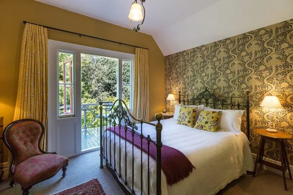 Beauforthouse: Elegant Historic Retreat Accommodation in Akaroa